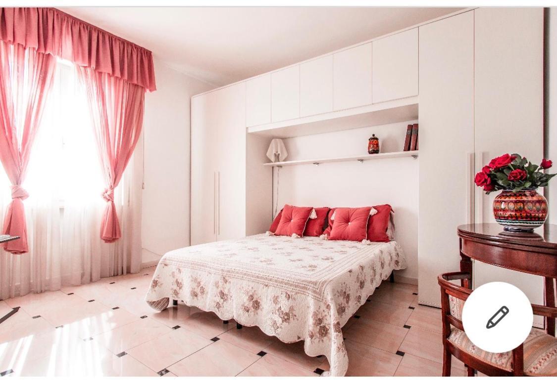 Riva Dei Fiori Apartment Viareggio Luaran gambar