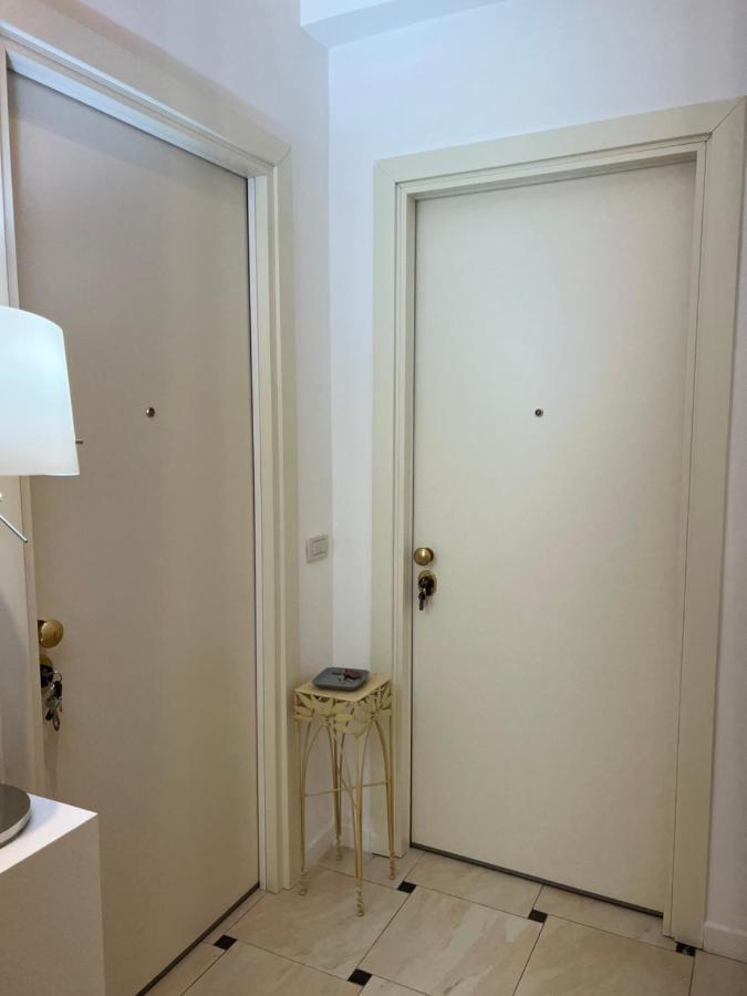 Riva Dei Fiori Apartment Viareggio Luaran gambar